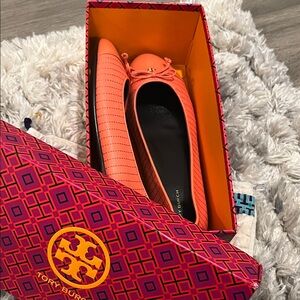 Tory Burch Coral Crush Quilted Cap Toe Ballet Flats, new in box